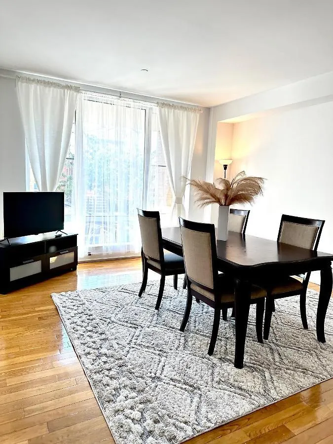 Modern Apartment In Heart Of Brooklyn New York United States